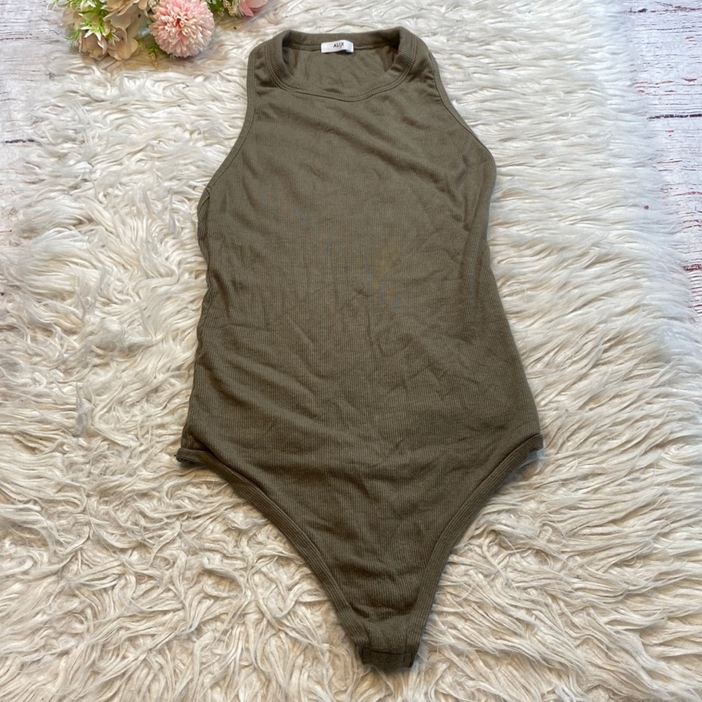 ALIX Olive Green Ribbed Bodysuit sz S